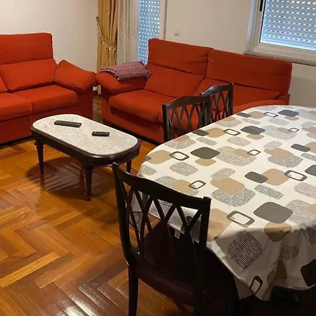 Atico Calvo Sotelo 217 Appartement *