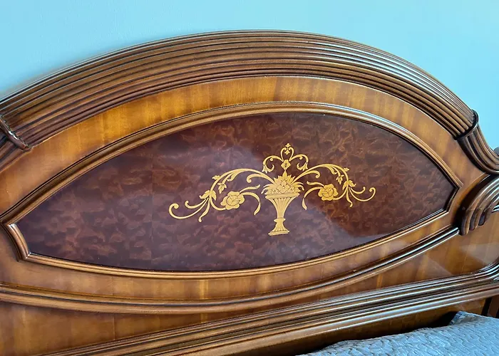 Atico Calvo Sotelo 217 アパート サリア